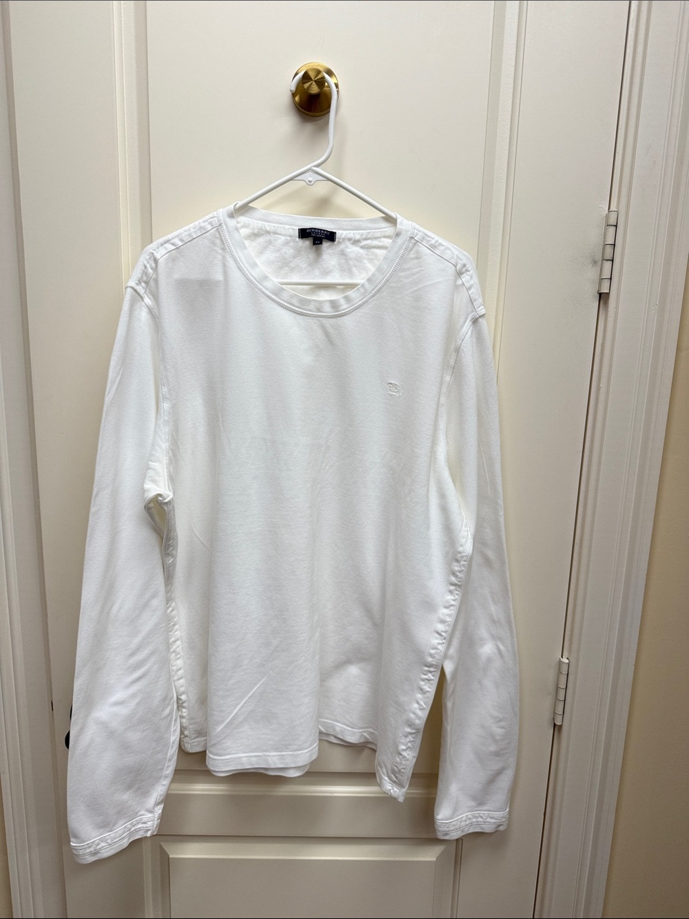 Burberry White Long-Sleeve Crewneck Shirt with Subtle Logo